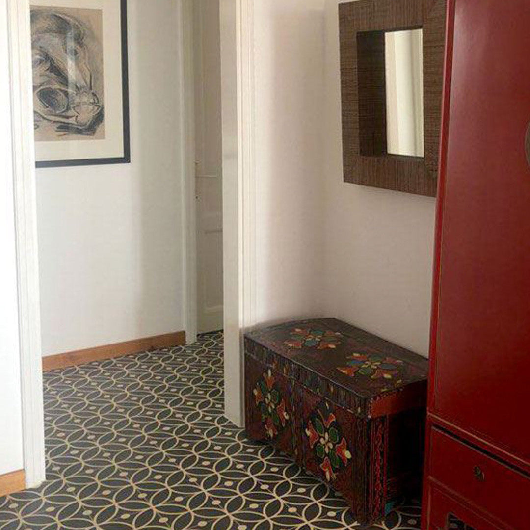 A black and white petal-shaped geometric pattern with circular accents, matte finish, square shape, ideal for modern, vintage, or Mediterranean flooring and wall décor applications.