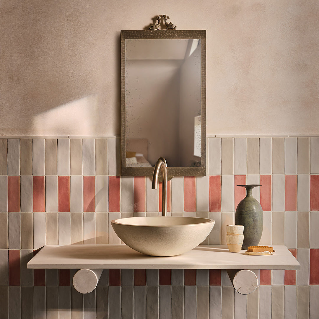 White ceramic bathroom tiles arranged in clean grid pattern, ideal for flooring, backsplash, or shower walls.