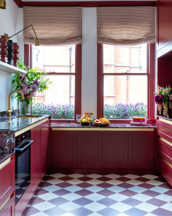 Burgundy-aubergine-encaustic-cement-tiles-checkerboard-kitchen-floor